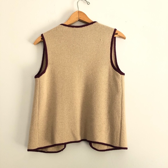 Vintage St John Contrast Knit Vest - Picture 9 of 12